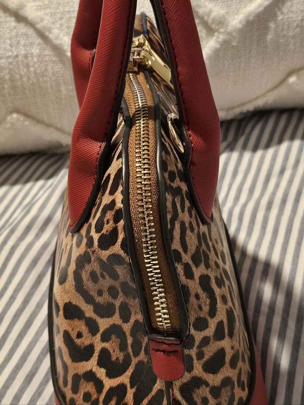 Leopard Print Satchel Handbag with Red Trim - Picture 7 of 8